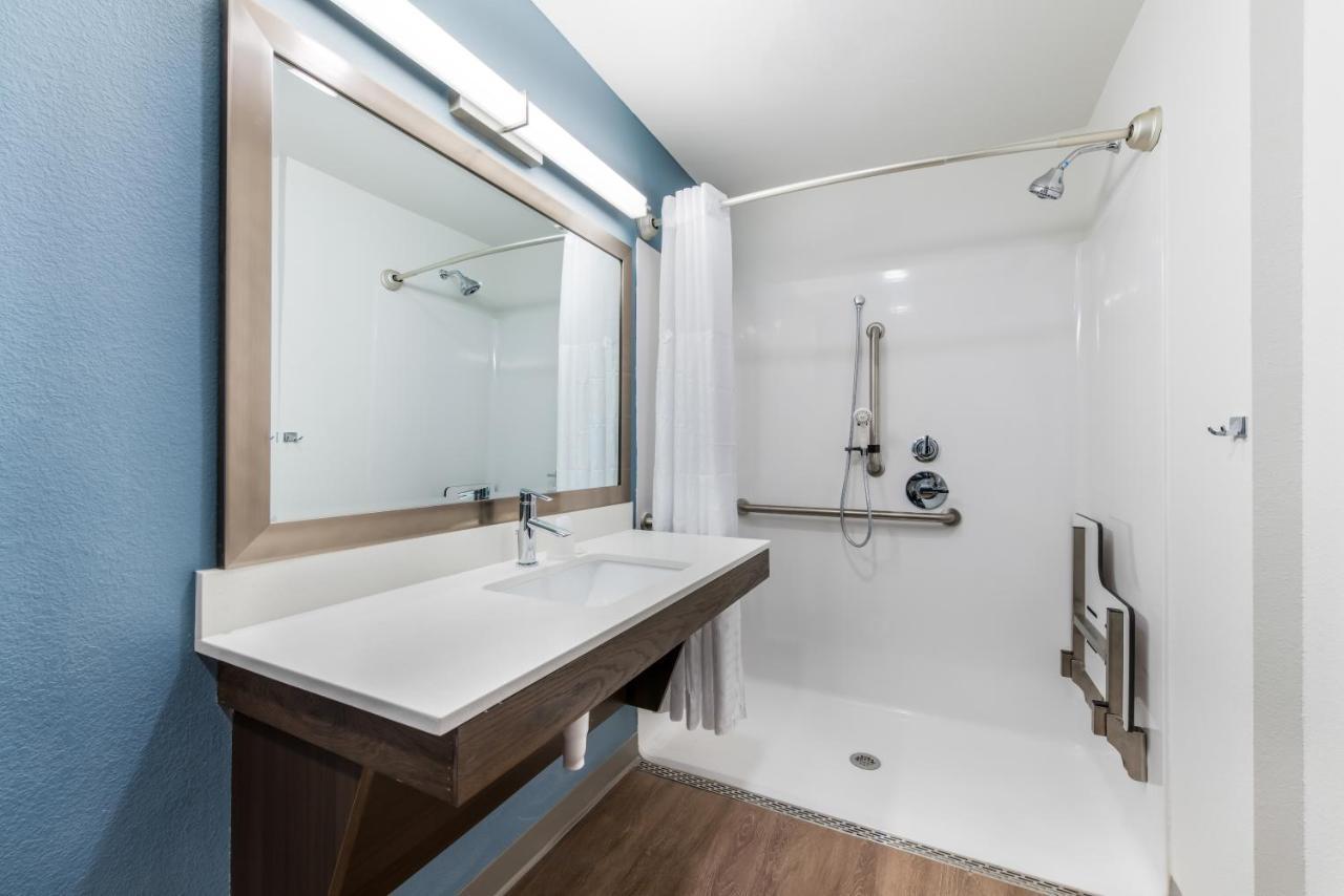 Woodspring Suites Charlotte - University Research Park Exteriör bild