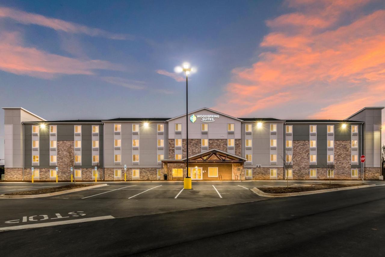 Woodspring Suites Charlotte - University Research Park Exteriör bild